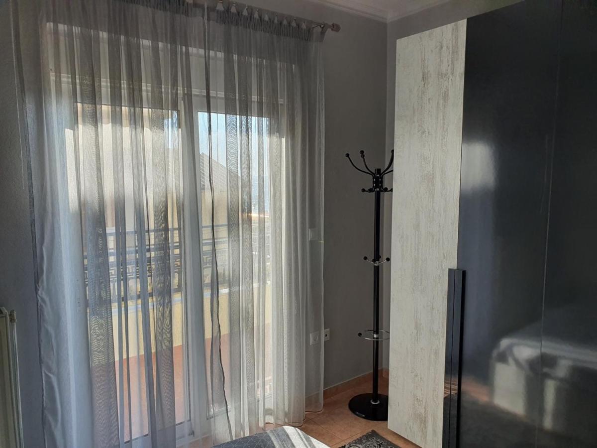 Theos Apartment Alexandrupoli Exteriér fotografie