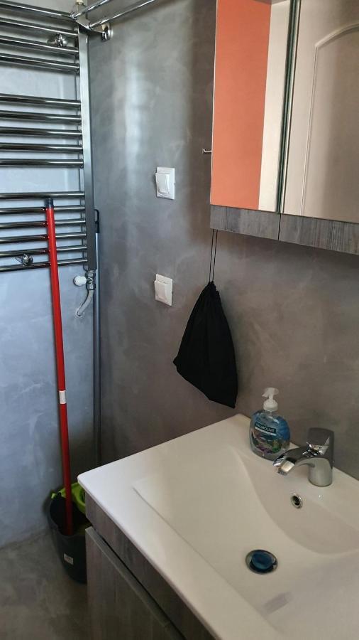 Theos Apartment Alexandrupoli Exteriér fotografie