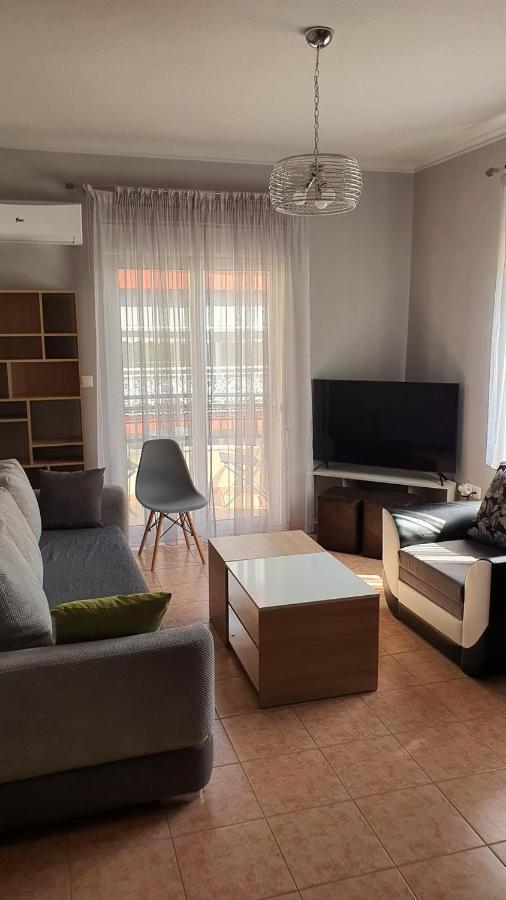 Theos Apartment Alexandrupoli Exteriér fotografie